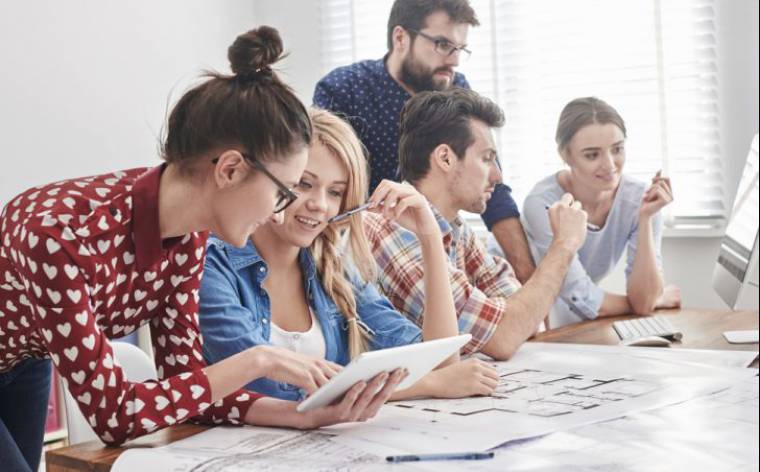 Personnes au travail
