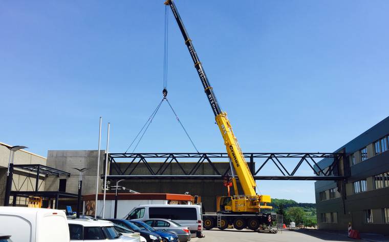 Panhold-passerelle 6