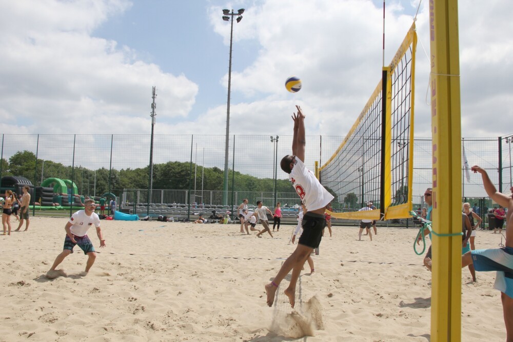 Beach volley “Rencontres sans frontières”