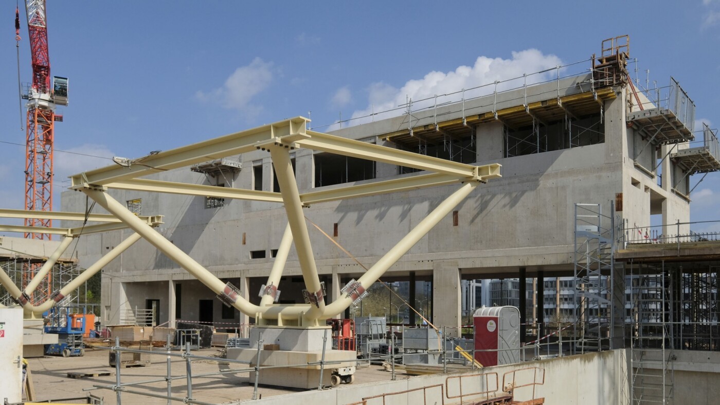 Luxembourg national library , Luxembourg (Lux)