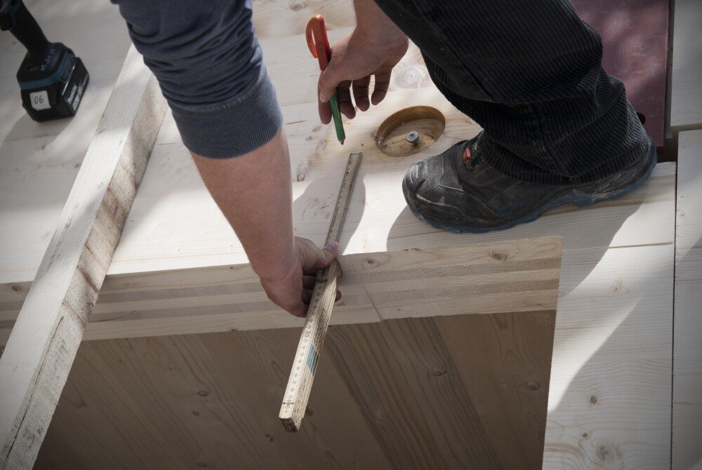 We train our staff: Construction with wood
