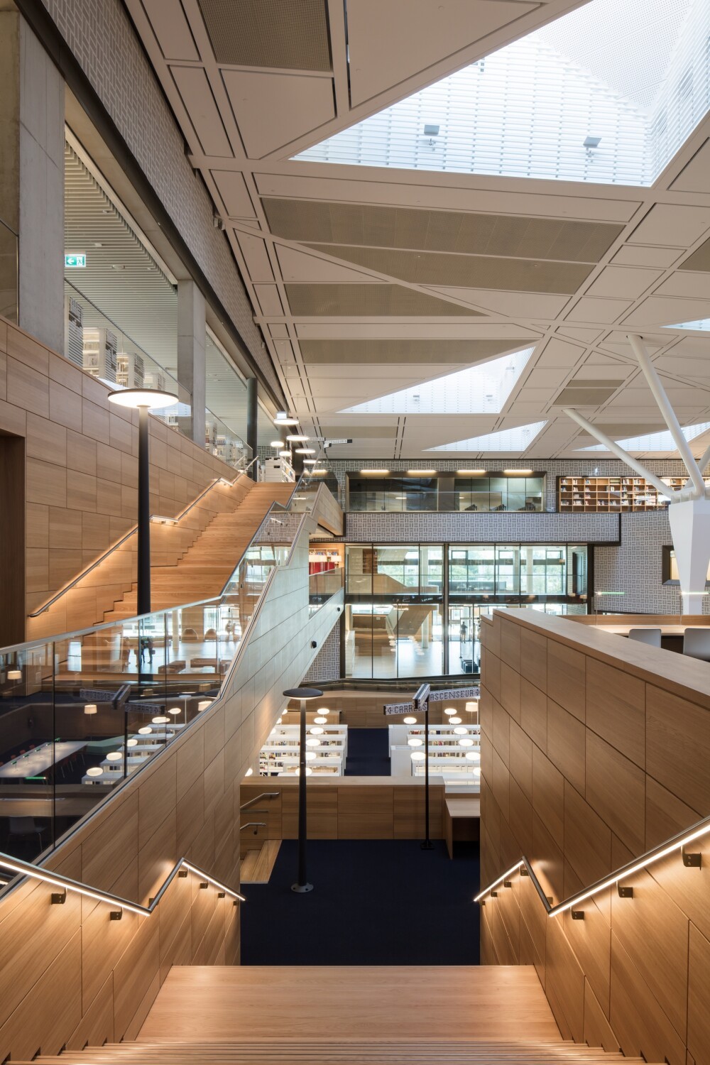 Opening of the National Library Luxembourg (L)