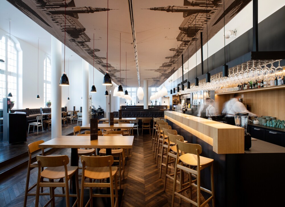 "Le Quai Steffen" Opening of the Restaurant in the Luxembourg railway station (L)