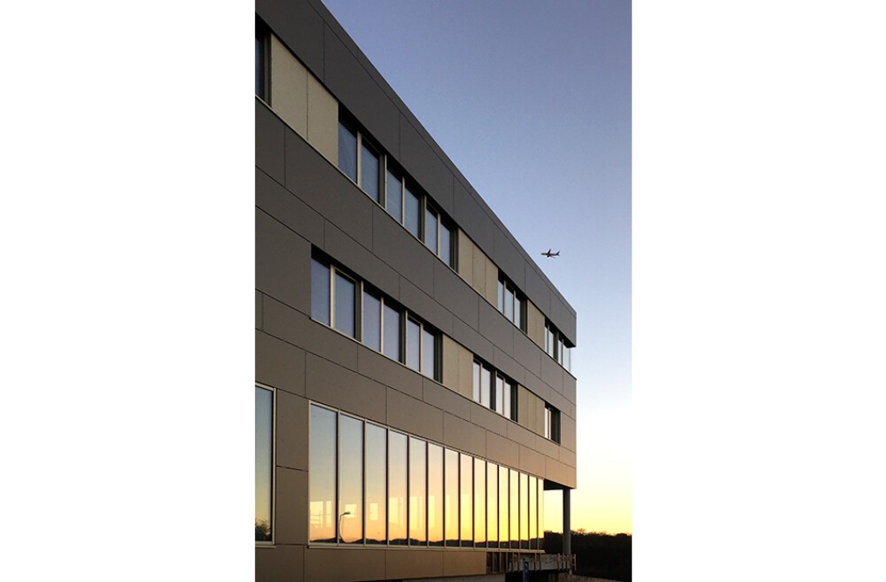 Office building Panhold, Roodt-sur-Syre (LUX)