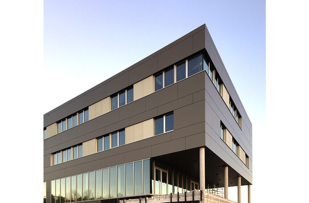 Office building Panhold, Roodt-sur-Syre (LUX)