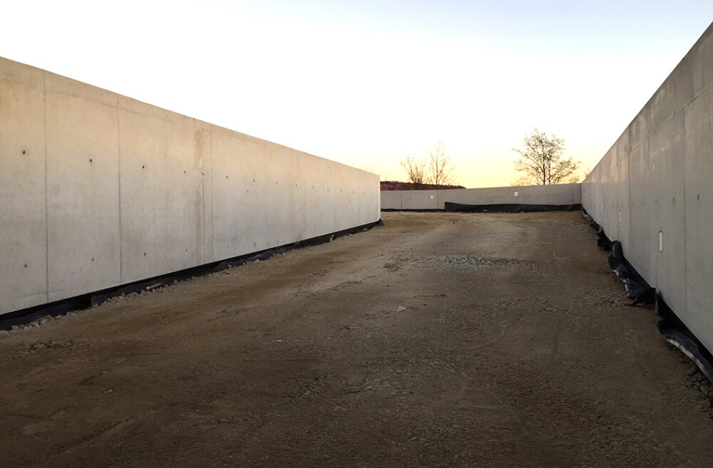 Office building Panhold, Roodt-sur-Syre (LUX)