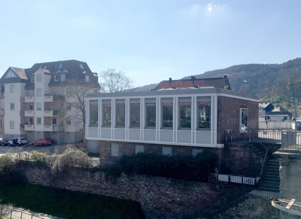 Sparkasse at the Römerbrücke - Now it's off to a start, Trier (GER)